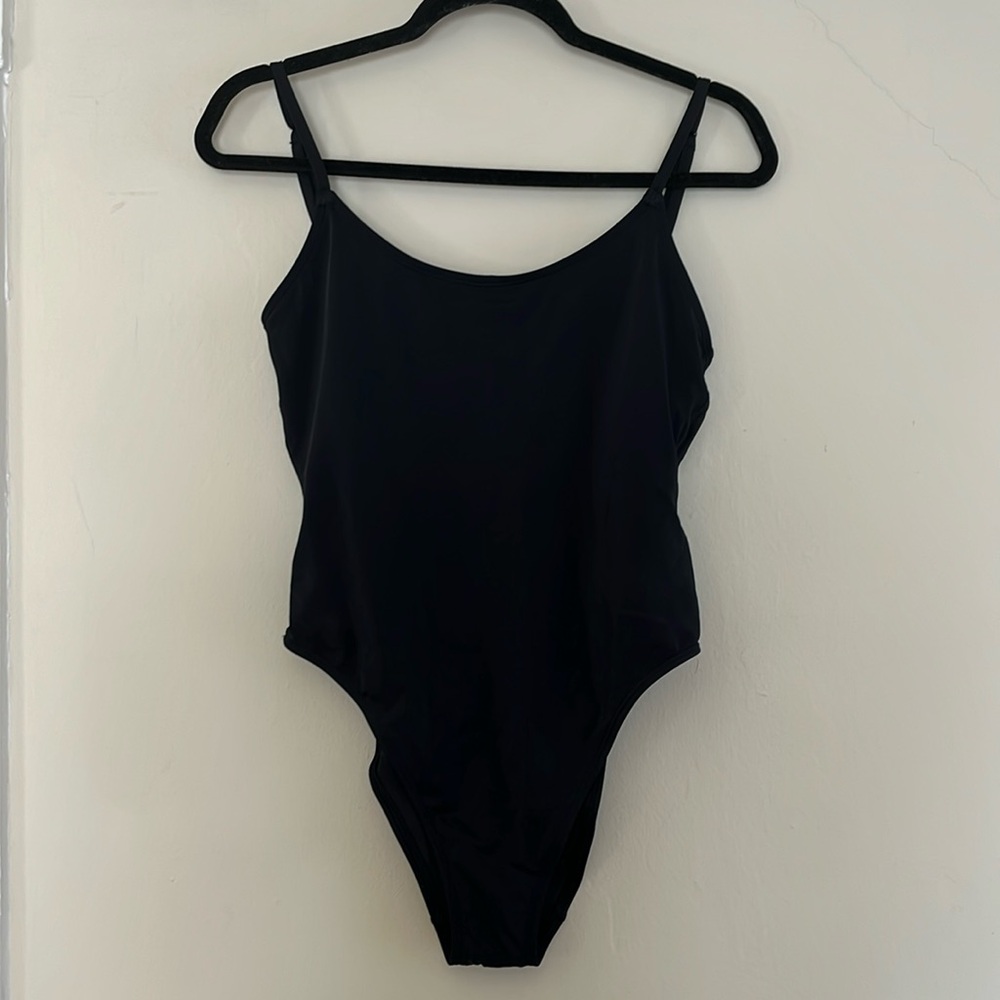 NWT Andie Laguna one piece black Medium